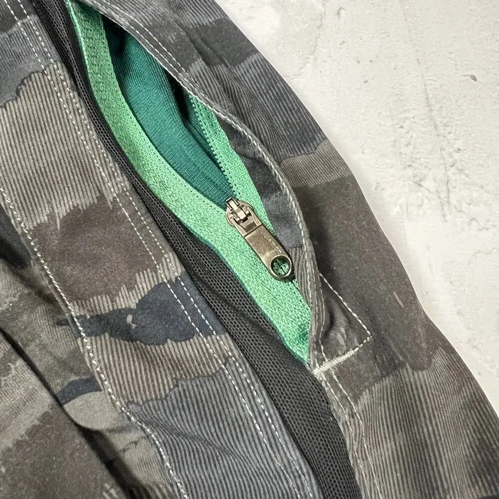 Lululemon Run Response 9 Shorts Mens M Gray Blue Camo Lined Running FLAW